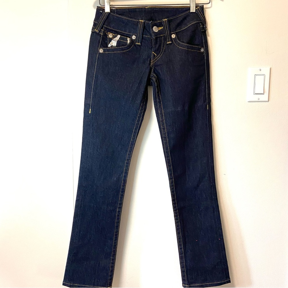 TRUE RELIGION Billy Dark Wash Painted Silver Logo Horseshoe Flap Pockets Jeans